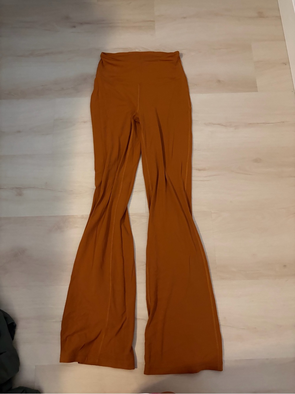 Lululemon groove pants